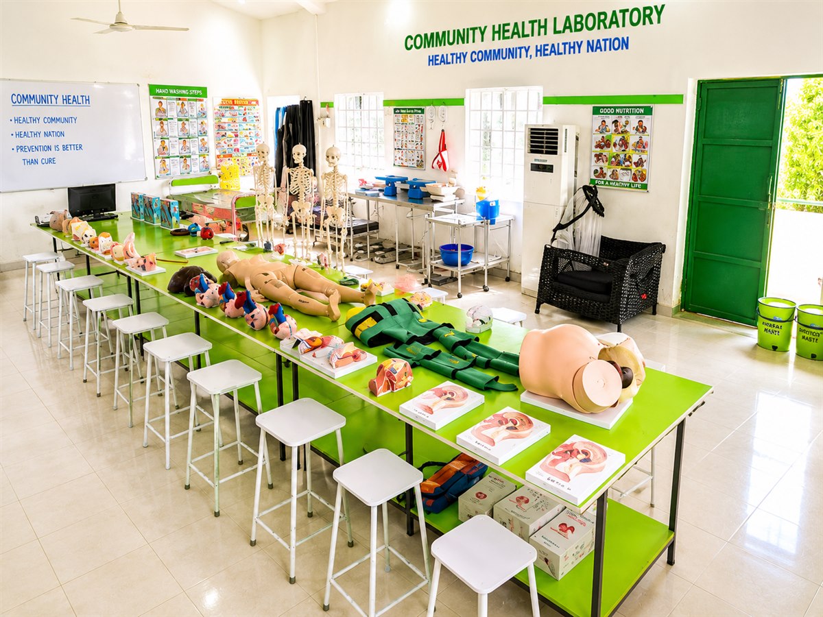 Community Health Laboratory with patient simulators